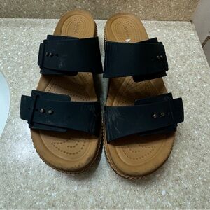 Life Ride By Crocs Black Sandals Sz 10 w